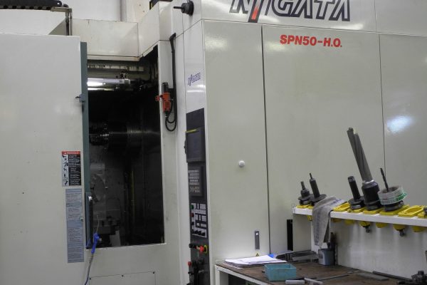 fresa-cnc-reparto-produzione-tiemme-meccanica4